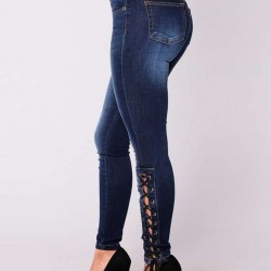 Frenulum decoration Women Jeans 