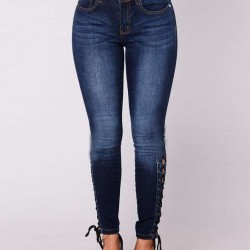 Frenulum decoration Women Jeans 