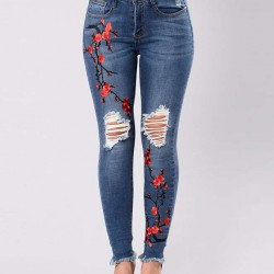 Top Design Embroidery Ripped Women Jeans